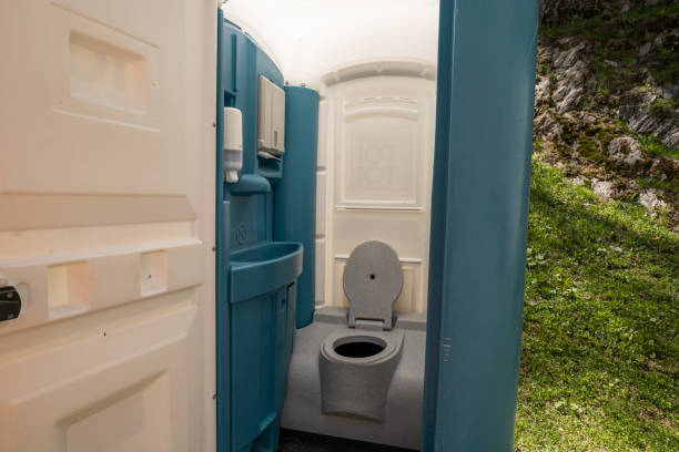 Portable Toilet Options We Offer in South Bend, WA